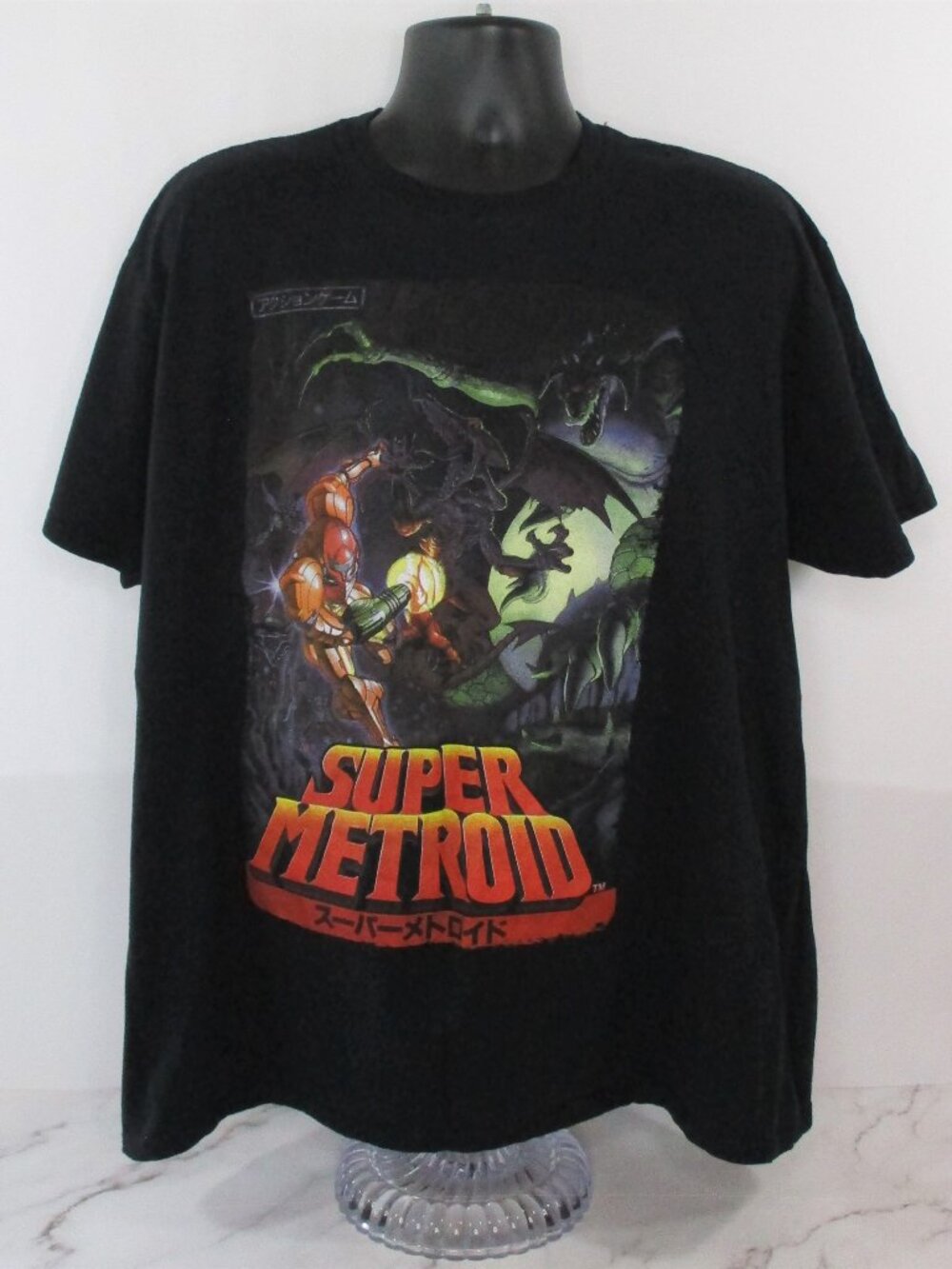 ThinkGeek Super Metroid Retro 90s Graphic T-Shirt Samus vs Ridley